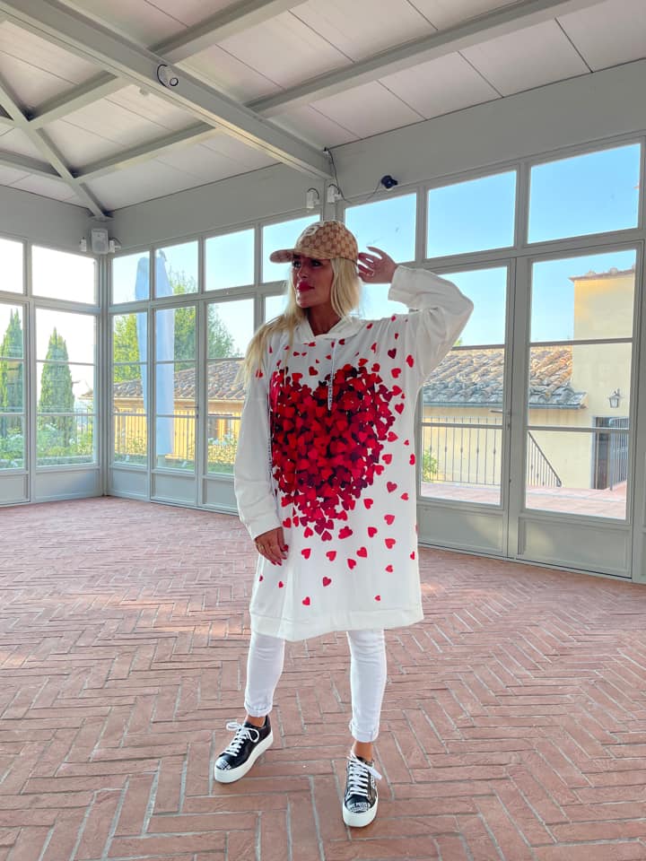 dlouhá mikina s kapucí, srdce